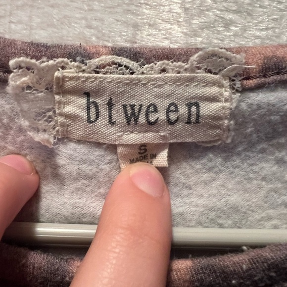 BTWEEN Mama Shirt - Picture 3 of 4